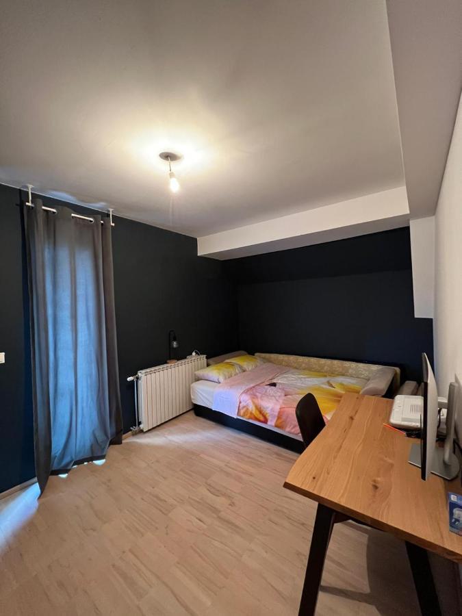 Modern Apartment In Skopje Exteriör bild